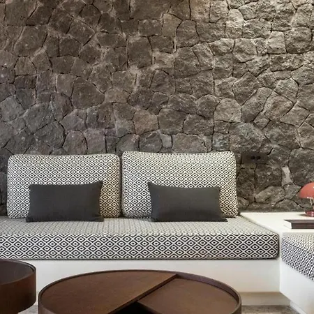 别墅 Exquisite Santorini | 1 Bedroom | Kurosaki | Breathtaking Sea Views And Outdoor Heated Pool | Imerovigli Vourvoúlos